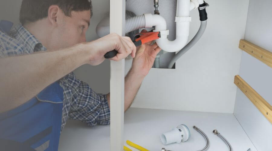 Professional clogged toilet repair in Bosler, WY